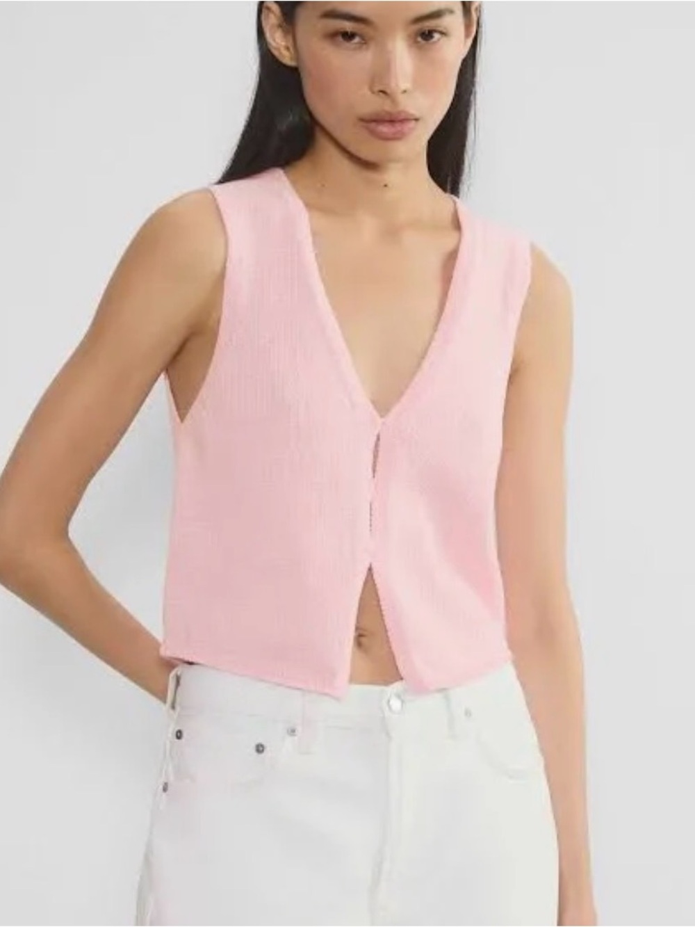Sleeveless Pink V-Neck Knit Top